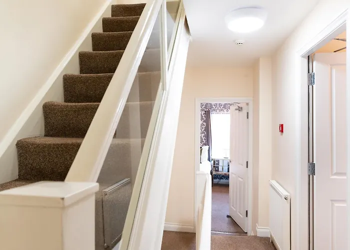 Town House I - Uk12894