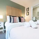 Town House I - Uk12894