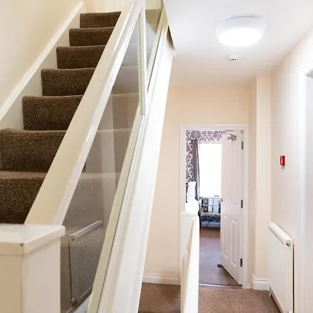 Town House I - Uk12894