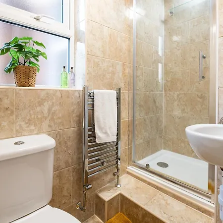 Town House I - Uk12894