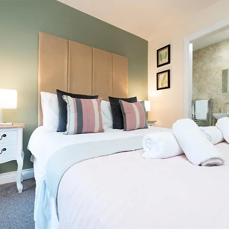 Town House I - Uk12894