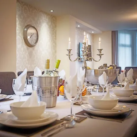 Дом отдыха Town House I - Uk12894