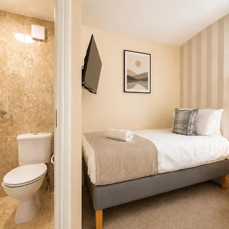 Town House I - Uk12894