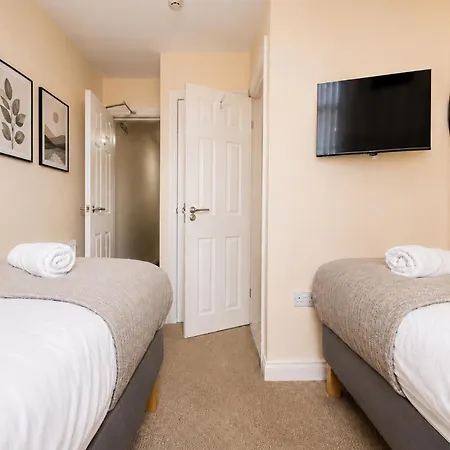 Дом отдыха Town House I - Uk12894