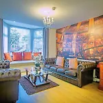 Town House I - Uk12894